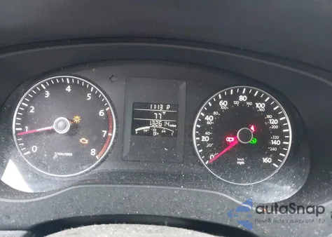 2013 Volkswagen Jetta 2.5L Se z USA, uszkodzony, nr VIN 3VWDP7AJ5DM367473